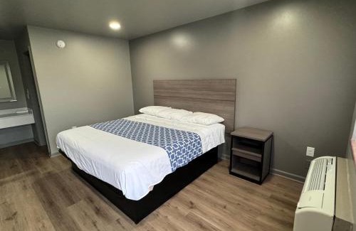 Lawrenceburg Hotel | David Crockett Motel