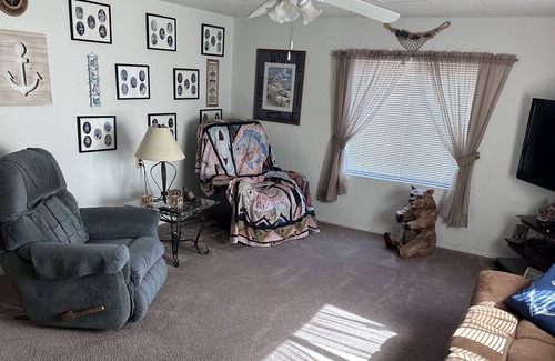 Truth or Consequences House | David-Daddies lakehouse