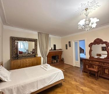 Avlabari Apartment | Davit's Apartments 21