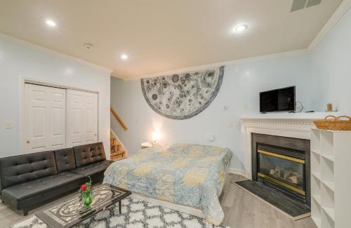 Sugarland Run Apartment | Day Trip to DC - Sterling Studio with Pool Access