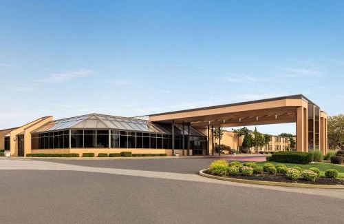 Allentown Hotel | Days Hotel by Wyndham Allentown Airport/Lehigh Valley