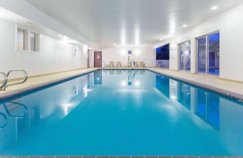 Southeast Colorado Springs Hotel | Days Inn by Wyndham Colorado Springs Airport