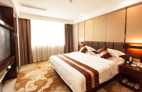 Diecai Hotel | Days Inn by Wyndham Business Place Guilin Yishun