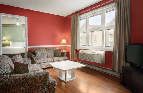 Mauricie Hotel | Days Inn by Wyndham Trois-Rivieres