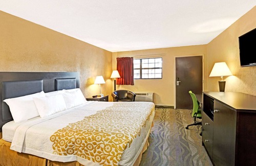 Cherokee Hotel | Days Inn by Wyndham Cherokee Near Casino