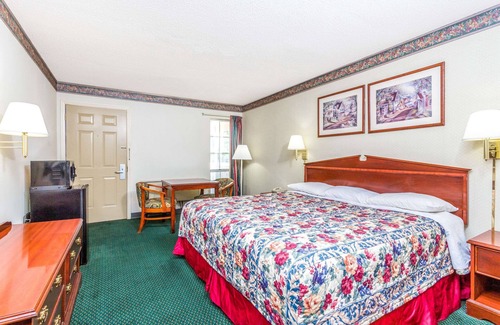 Cornelia Hotel | Days Inn by Wyndham Cornelia