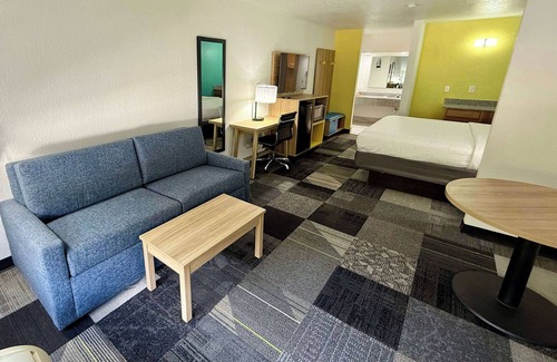 Niceville Hotel | Days Inn by Wyndham Eglin AFB