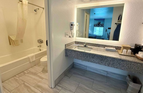 Niceville Hotel | Days Inn by Wyndham Eglin AFB
