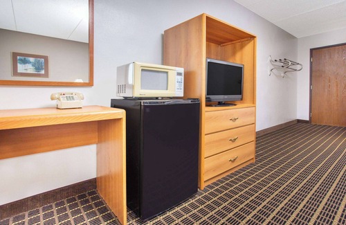 Fond du Lac Hotel | Days Inn by Wyndham Fond du Lac