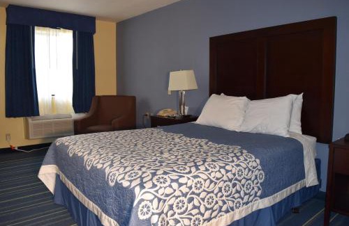 Grand Island Hotel | Days Inn by Wyndham Grand Island