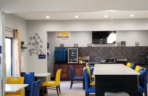 Mauldin Hotel | Days Inn by Wyndham Greenville South/Mauldin
