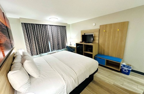 Holland Hotel | Days Inn by Wyndham Holland