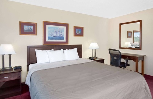 Jackson Hotel | Days Inn by Wyndham Jackson