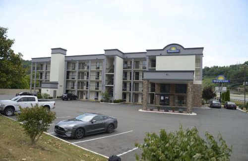 Kodak Hotel | Days Inn by Wyndham Kodak/Sevierville Intrstate SmokeyMntns