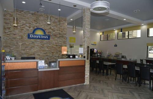 Kodak Hotel | Days Inn by Wyndham Kodak/Sevierville Intrstate SmokeyMntns