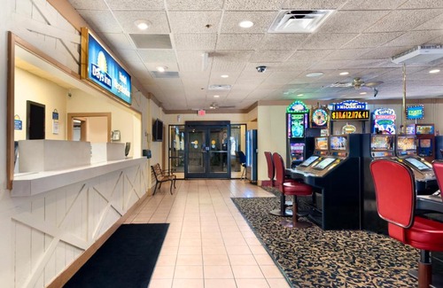 Las Vegas Hotel | Days Inn by Wyndham Las Vegas Wild Wild West Gambling Hall