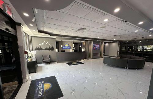 Ferndale Hotel | Days Inn by Wyndham Liberty