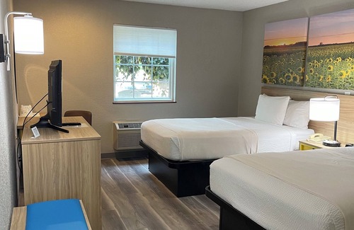 Elkton Hotel | Days Inn by Wyndham Lisbon