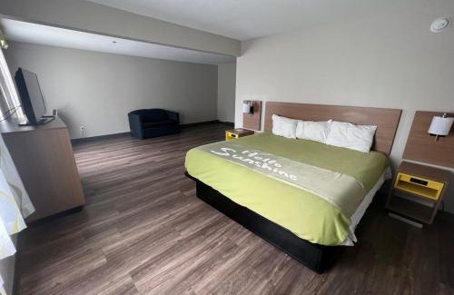 Louisburg Hotel | Days Inn by Wyndham Louisburg