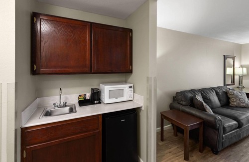Mountain Home Hotel | Days Inn by Wyndham Mountain Home