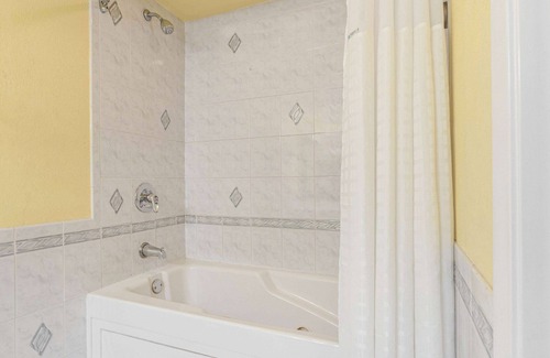 Nanuet Hotel | Days Inn by Wyndham Nanuet/Spring Valley
