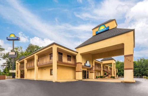North Little Rock Hotel | Days Inn by Wyndham North Little Rock Maumelle