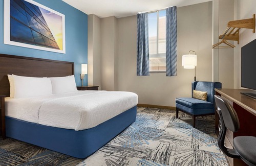 Chinatown Hotel | Days Inn by Wyndham Philadelphia Convention Center