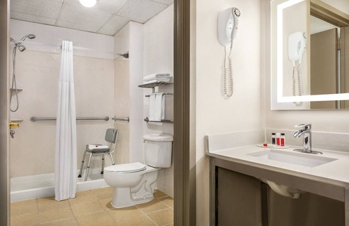 Chinatown Hotel | Days Inn by Wyndham Philadelphia Convention Center