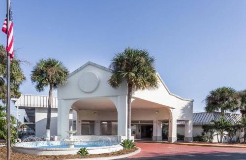 St. Petersburg - Clearwater Hotel | Days Inn by Wyndham St. Petersburg/Tampa Bay Area