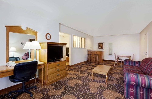 San Angelo Hotel | Days Inn by Wyndham San Angelo