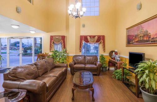 San Antonio Hotel | Days Inn by Wyndham San Antonio Southeast/Frost Bank Center