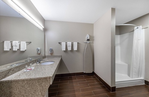 St. Robert Hotel | Days Inn by Wyndham St. Robert Waynesville/Ft. Leonard Wood