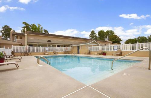 Alexander City Hotel | Days Inn by Wyndham Alexander City