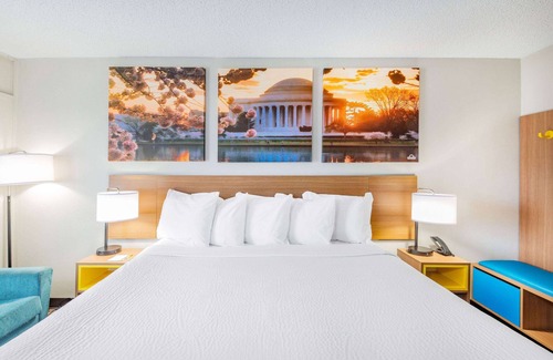 Charlottesville Hotel | Days Inn by Wyndham Charlottesville/University Area
