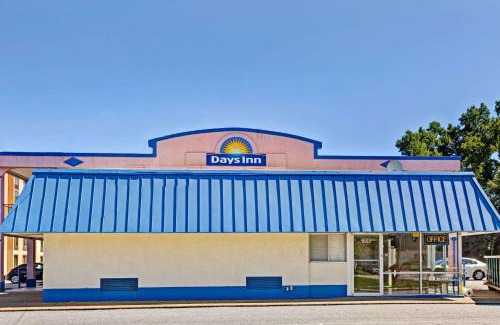 Elizabeth City Hotel | Days Inn by Wyndham Elizabeth City