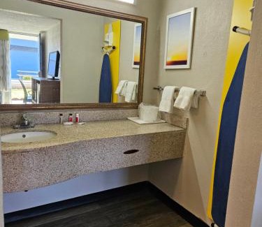 Washington Hotel | Days Inn by Wyndham Washington