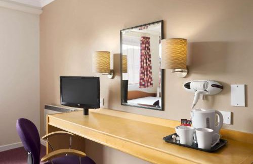 Hamilton Hotel | Days Inn Hamilton