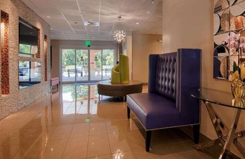 Bonita Springs Hotel | Days Inn & Suites by Wyndham Bonita Springs North Naples