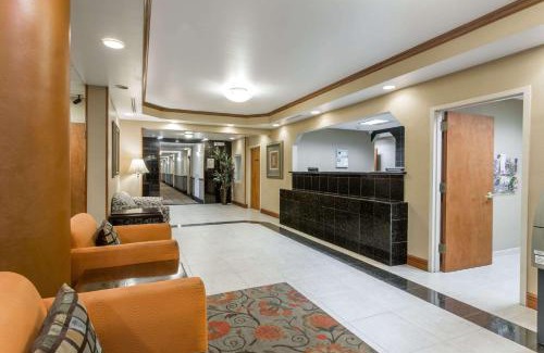 Fort Pierce Hotel | Days Inn & Suites by Wyndham Fort Pierce I-95