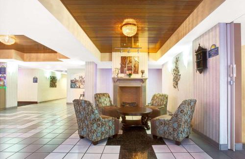 Tougaloo Hotel | Days Inn & Suites by Wyndham Ridgeland