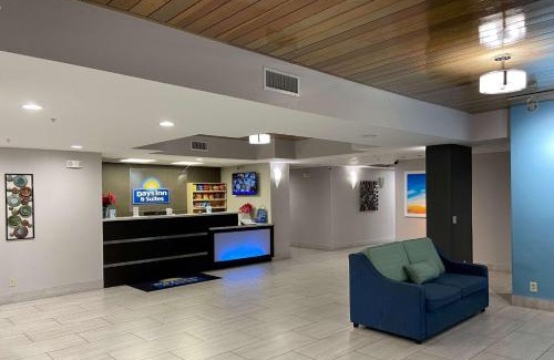 Tougaloo Hotel | Days Inn & Suites by Wyndham Ridgeland