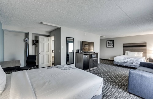 Spokane Hotel | Days Inn & Suites by Wyndham Spokane
