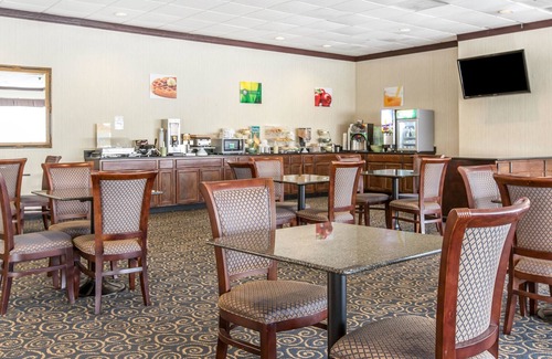 Havelock Hotel | Days Inn & Suites by Wyndham Havelock