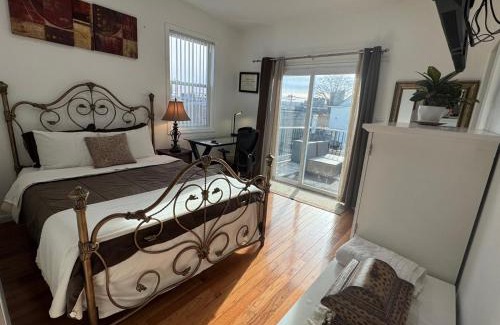 Newark House | Dayton Dream