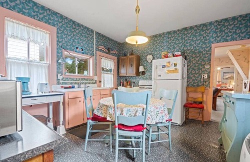 Lexington House | Dayton House: Downtown Lex, Historical Cottage!