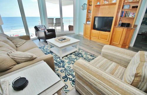 Daytona Beach Shores House | Daytona White Surf 405