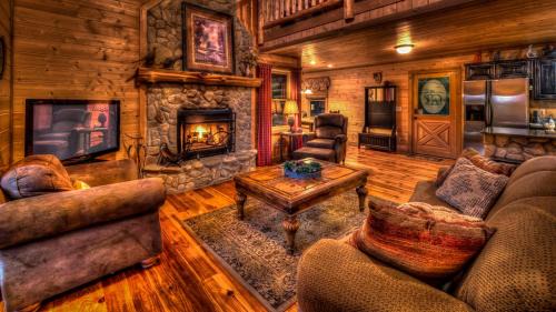 Morganton House | Daze Off