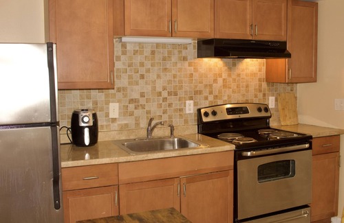 Shaw Apartment | DC Dwtn Apt. w/Modern Interior