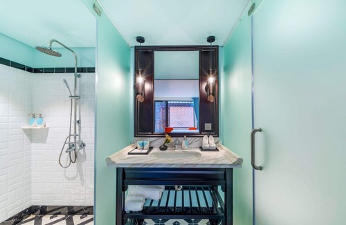 Cam Chau Hotel | De An Hotel - Standard Double Room