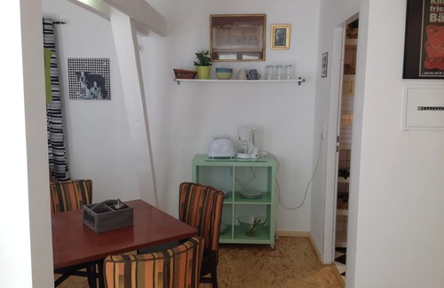 Friedrichshain-Kreuzberg Apartment | Studio 7 in Kreuzberg